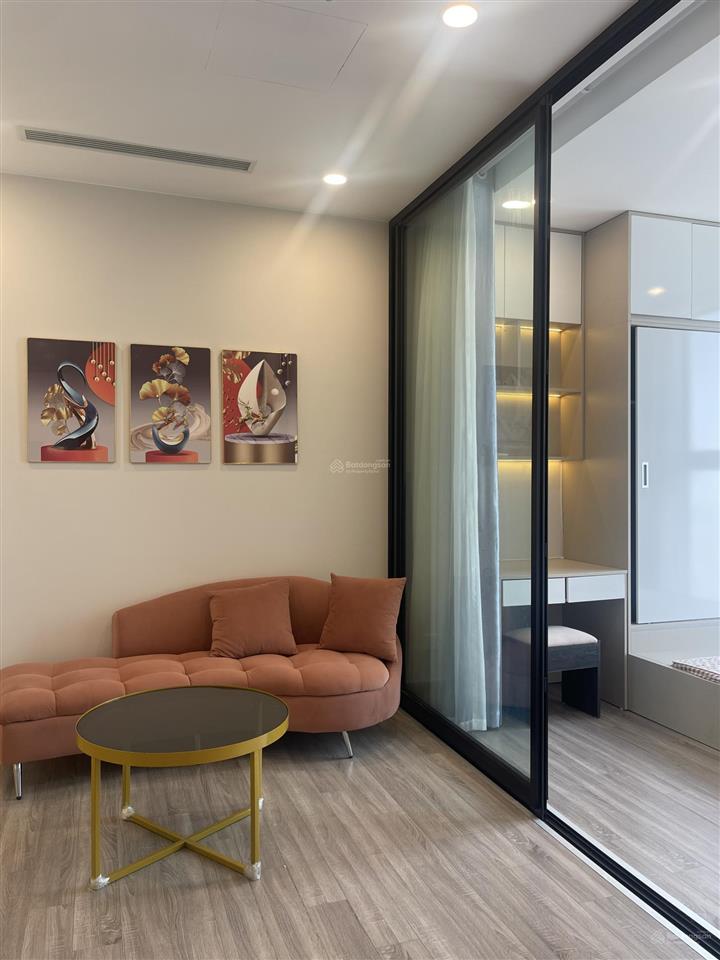 Bán căn 1 ngủ sky forest residences ecopark 34m full đồ giá 2,280 tỷ bao phí