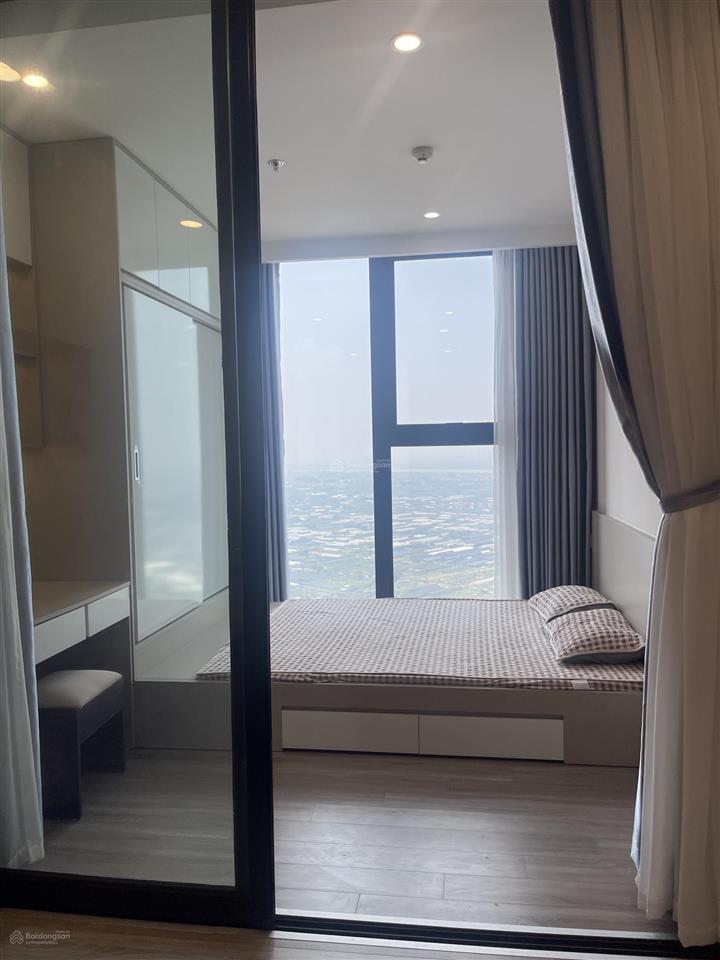 Bán căn 1 ngủ sky forest residences ecopark 34m full đồ giá 2,280 tỷ bao phí