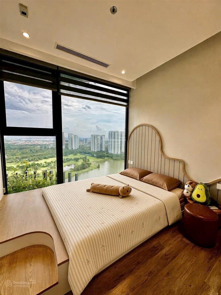 Cho thuê căn 2 ngủ tòa landmark view sân golf, hồ thiên nga giá 12tr/tháng full đồ