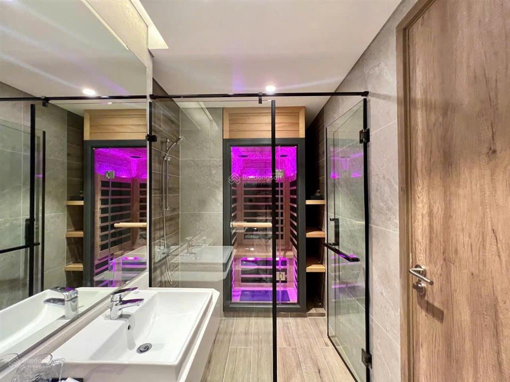 Bán căn 2 ngủ tòa l1 landmark giá 4,6 tỷ bao phí full nội thất  0925 988 ***