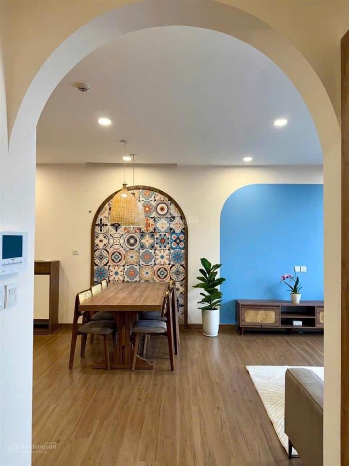 Cho thuê căn 3 ngủ sky oasis 97m full đồ giá 14tr/tháng  0925 988 ***