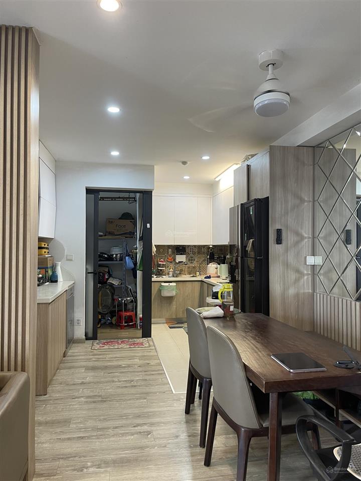 Bán nhanh căn 2 ngủ 2vs toà lake 2 79m² tầng 16 view hồ giá 4.x tỷ bao phí