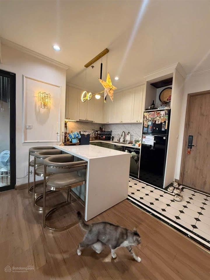 Bán căn 2 ngủ tòa s2 sky oasis giá 4.x tỷ bao phí full đồ  0925 988 ***