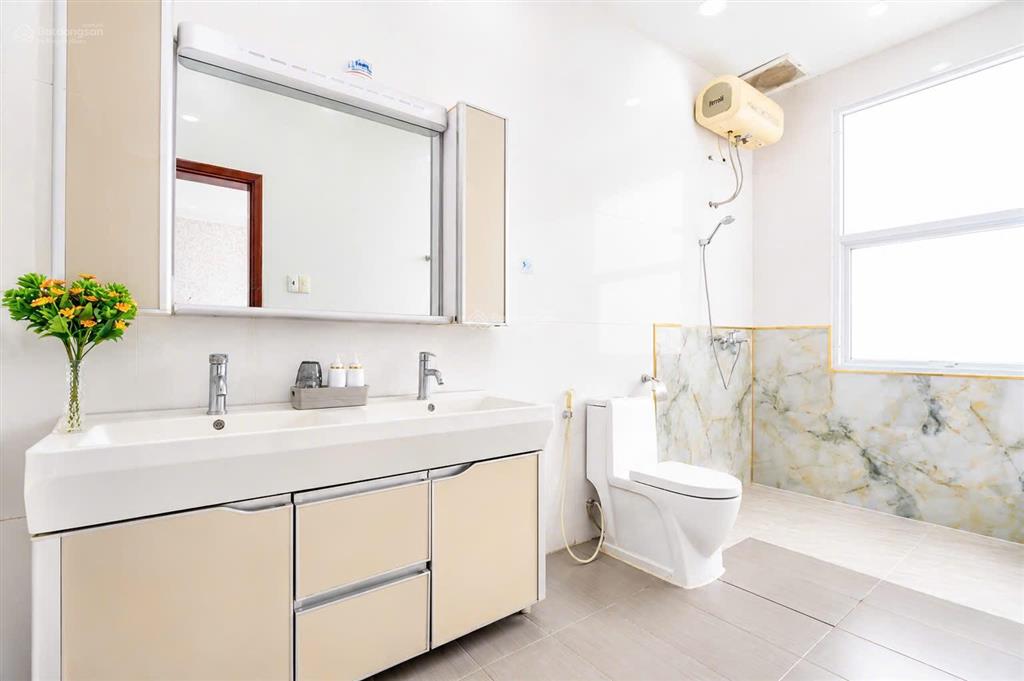 Cho thuê villa 01cách biển chỉ 150m  long cung vũng tàugần công viên nước lớn sun world