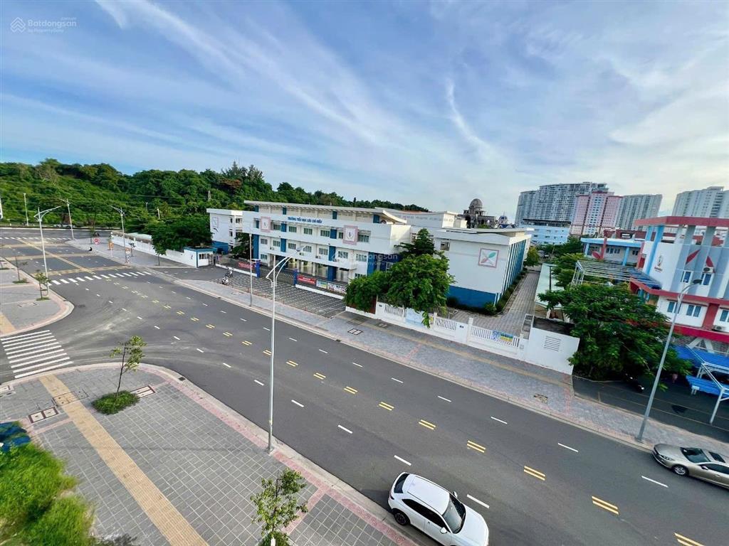 Giá tốt 7.35 tỷ, anh chị đã sở hữu lô đất 75m2, ttđt chí linh  vũng tàu vị trí ngay trường học