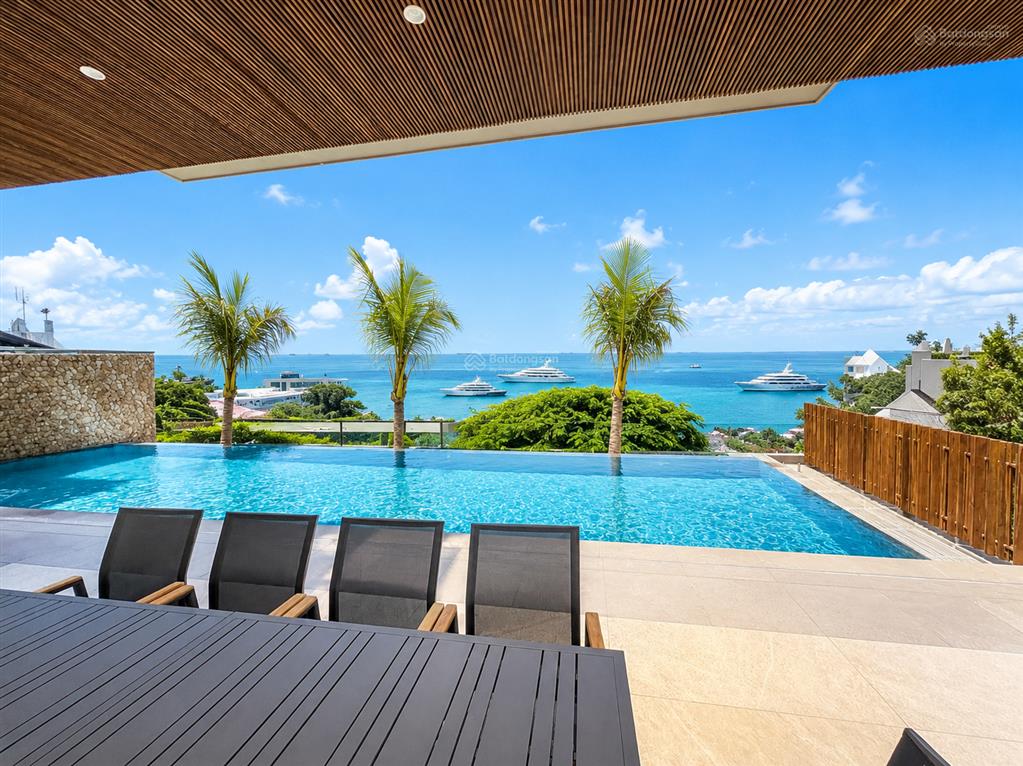 Bán villa cao cấp góc 2 mặt tiền view biển trần phú. đẹp nhất khu biệt thự đồi sứ vũng tàu