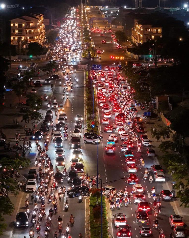 Siêu phẩm mặt tiền thùy vân view biển trực diện | 638m2 quỹ đất vàng hiếm còn sót lại. giá 288 tỷ
