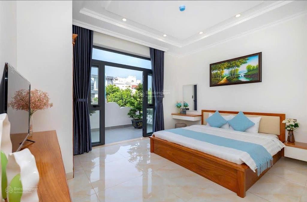 Bán biệt thự cao cấp góc 2 mặt tiền view biển bãi sau vũng tàu. vị trí đẹp nhất ngay cổng dự án