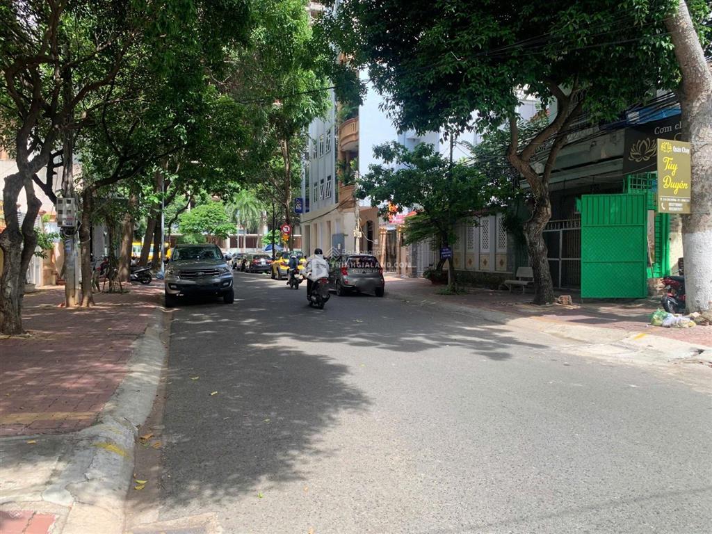 Bán nhà trung tâm thương mại phường 7, tp vũng tàu. vị trí đắc địa. giá hấp dẫn chỉ 11.99 tỷ