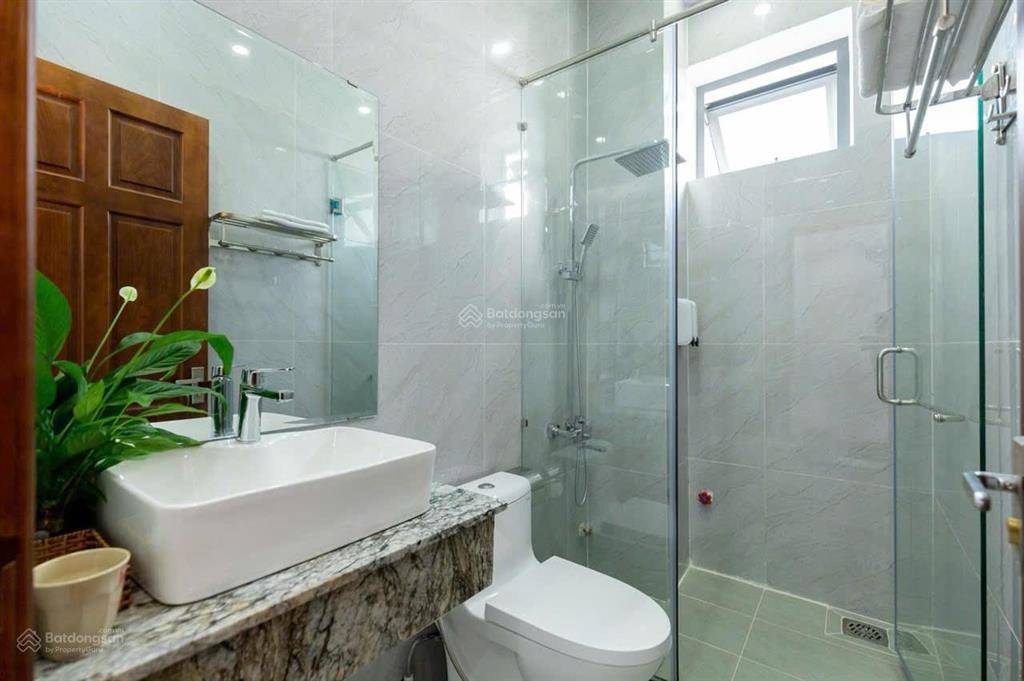 Cho thuê biệt thự biển khu resort long cung chỉ 200m đến bãi biển, hồ bơi riêng, 8 phòng ngủ