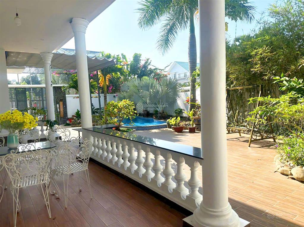 Cho thuê biệt thự 630m2 đẹp nhấ khu resort long cung + thủy tiên, vũng tàu. giá thuê 48tr/tháng