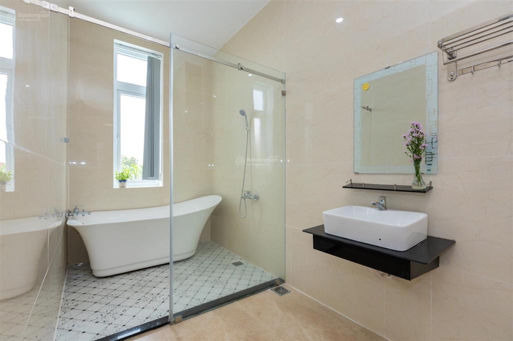 Cho thuê biệt thự 630m2 đẹp nhấ khu resort long cung + thủy tiên, vũng tàu. giá thuê 48tr/tháng