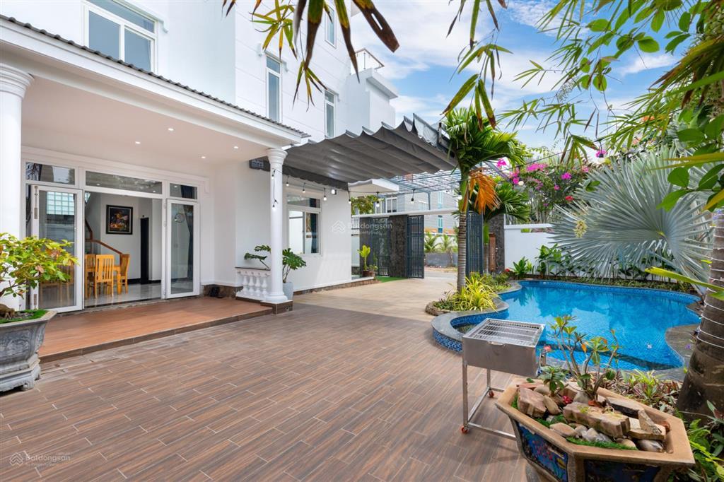 Cho thuê biệt thự 630m2 đẹp nhấ khu resort long cung + thủy tiên, vũng tàu. giá thuê 48tr/tháng