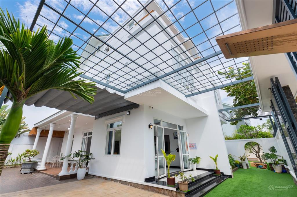 Cho thuê biệt thự 630m2 đẹp nhấ khu resort long cung + thủy tiên, vũng tàu. giá thuê 48tr/tháng