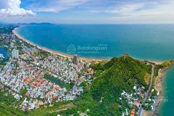 Cho thuê 3.000m2 mặt bằng đẹp, view hồ đẳng cấp chỉ 100m đến biển bãi sau vũng tàu