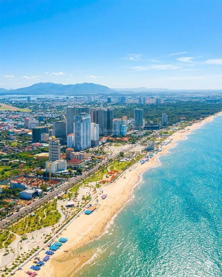 Cho thuê quỹ đất vàng 3.500m2, 75m mặt tiền trần phú view biển đẹp nhì vũng tàu. mặt sau hẻm 444