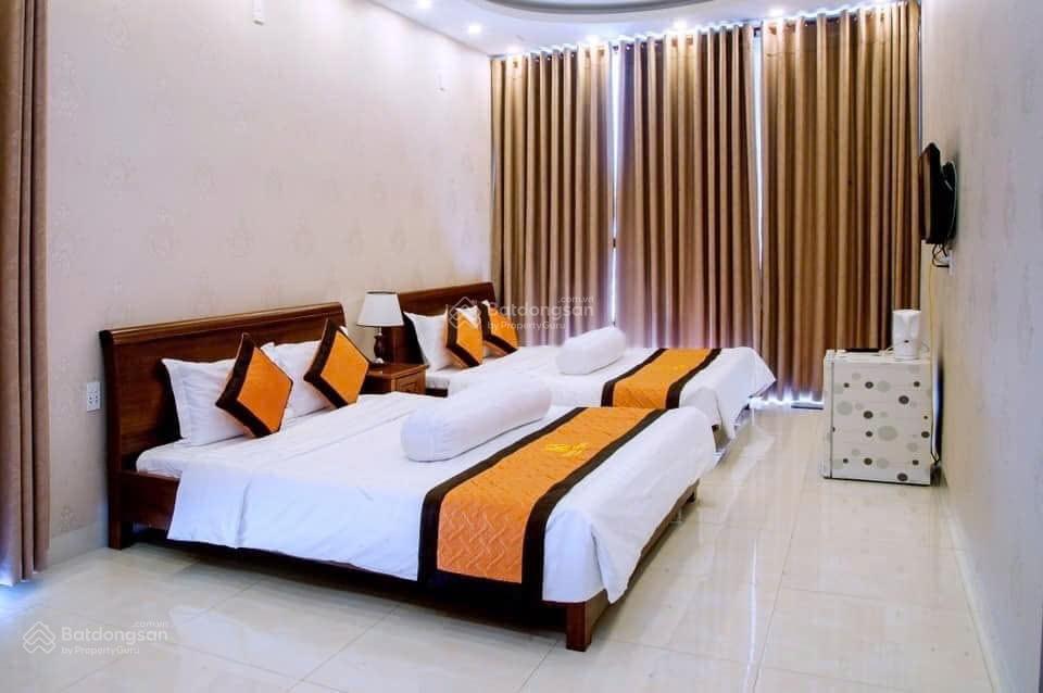 Bán resort nghỉ dưỡng bãi dâu vũng tàu quỹ đất 3.361m2 gần biển trần phú. dòng tiền 250tr/tháng