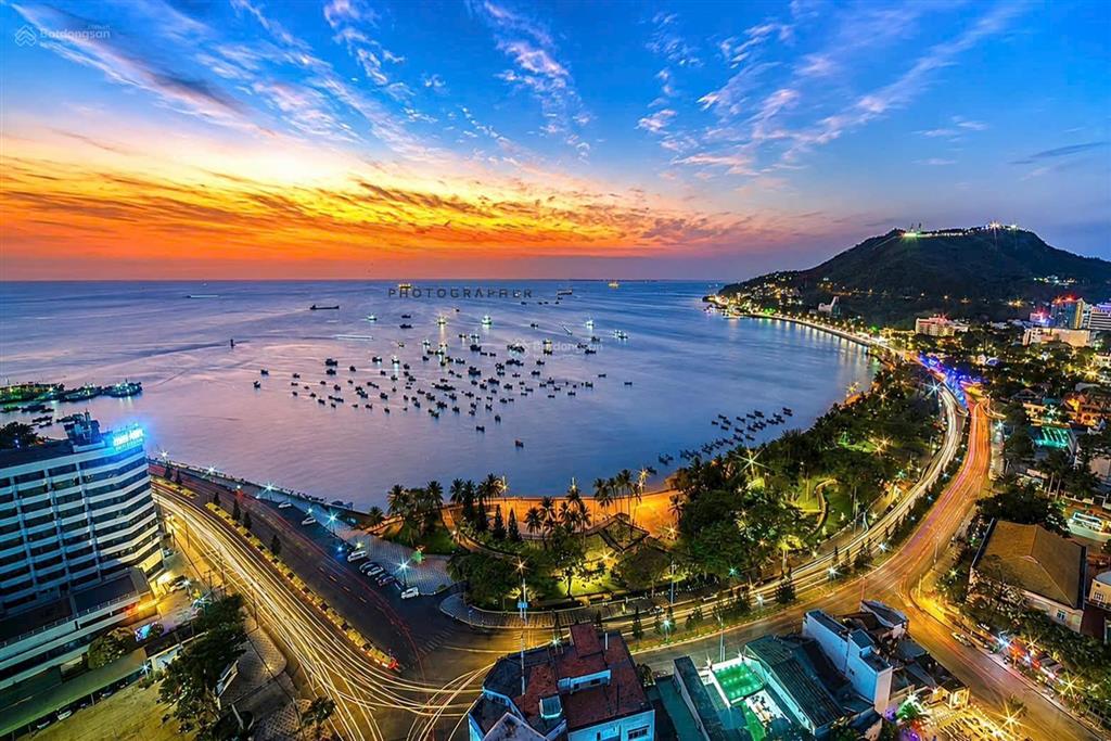 Khách sạn đẹp khu du lịch vũng tàu chỉ 18 tỷ, cho nhà đầu tư biết nắm bắt! dòng tiền 60tr/tháng