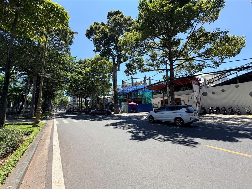 Cho thuê mặt bằng siêu rộng 760m2, đường trần hưng đạo tp. vũng tàu. cụm ngân hàng, giáo dục.