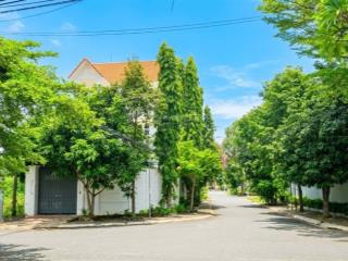 Bán biệt thự khu nghỉ dưỡng phương nam bãi sau vũng tàu sát biển và thanh bình trung tâm du lịch