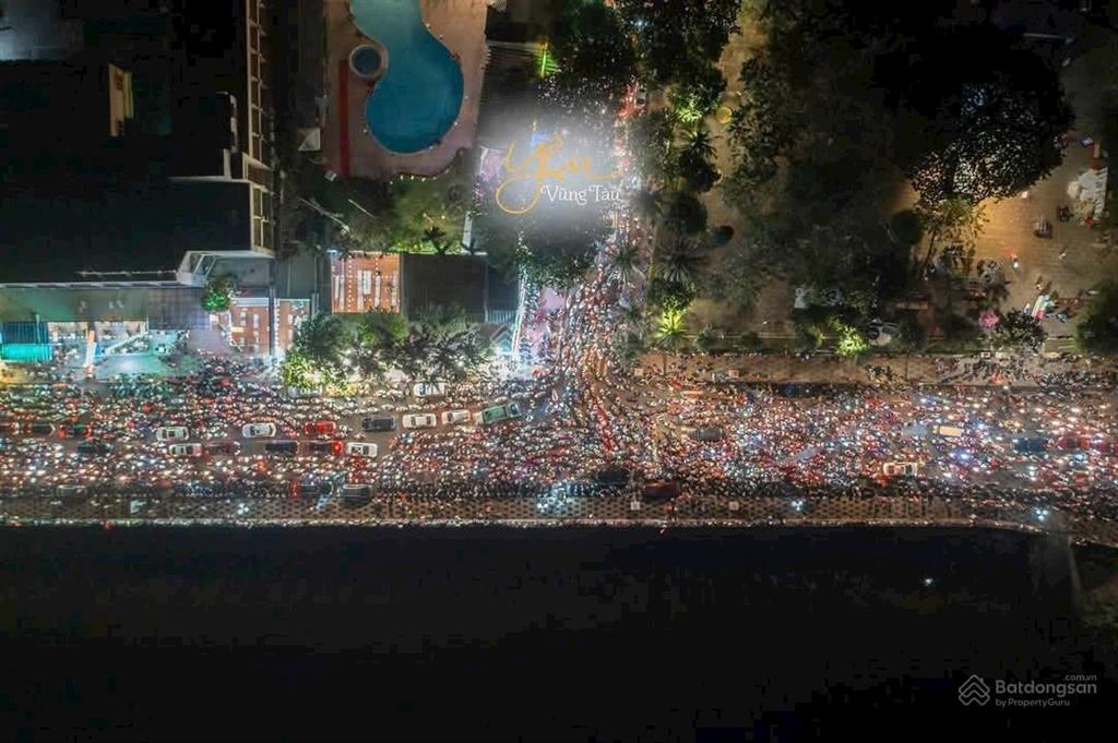 Cho thuê tòa nhà 10 tầng mặt tiền thống nhất tp vũng tàu vị trí đắc địa, cụm ngân hàng, giáo dục