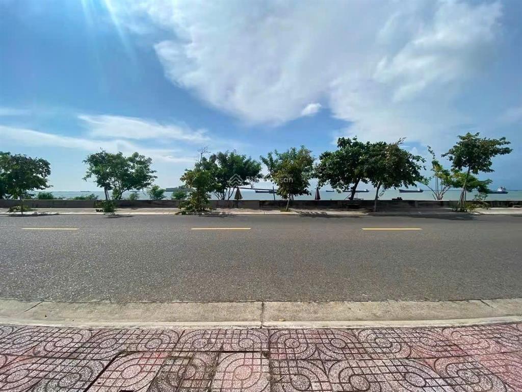 Cho thuê mặt bằng diện tích lớn 700m2, trần phú  view trực diện biển  tp vũng tàu chỉ 30tr/tháng