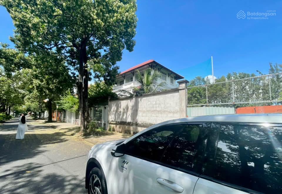 Siêu phẩm đất vàng 702m2 đối diện sân golf chí linh cụm 10 biệt thự đặc biệt đẳng cấp vũng tàu