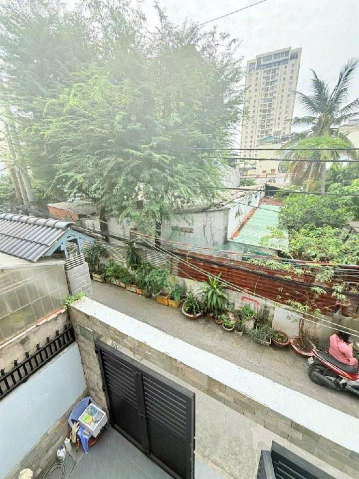 Bán gấp nhà 2 tầng hẻm hxh, ngang 4,9m dài 16m, giá 8,55 tỷ, đường lâm văn bền, tân hưng, quận 7