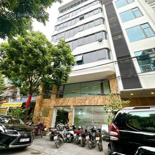 Mặt phố lạc long quân, 140m2, kinh doanh cực đẹp, vỉa hè rộng 3m, dòng tiền cao