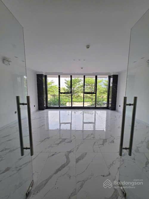 Mặt phố kim mã thượng, 165m2 lô góc, gara 7 chỗ, mặt tiền rộng kinh doanh đỉnh chỉ 75 tỷ