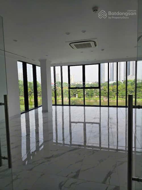 Mặt phố kim mã thượng, 165m2 lô góc, gara 7 chỗ, mặt tiền rộng kinh doanh đỉnh chỉ 75 tỷ