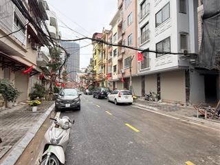 Nhà hoàng quốc việt, 50m2, 6 tầng, thang máy, gara ô tô, phân lô, 100m ra phố
