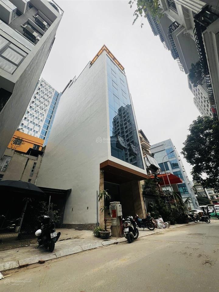 Nhà phố duy tân 60m2, gara 7 chỗ, mặt ngõ ô tô tránh, 20m ra phố, 5 tầng kiên cố