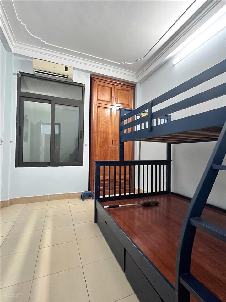 Cho thuê nhà nguyên căn 4t 4 ngủ phòng nào cũng thoáng chỉ 12.5triệu
