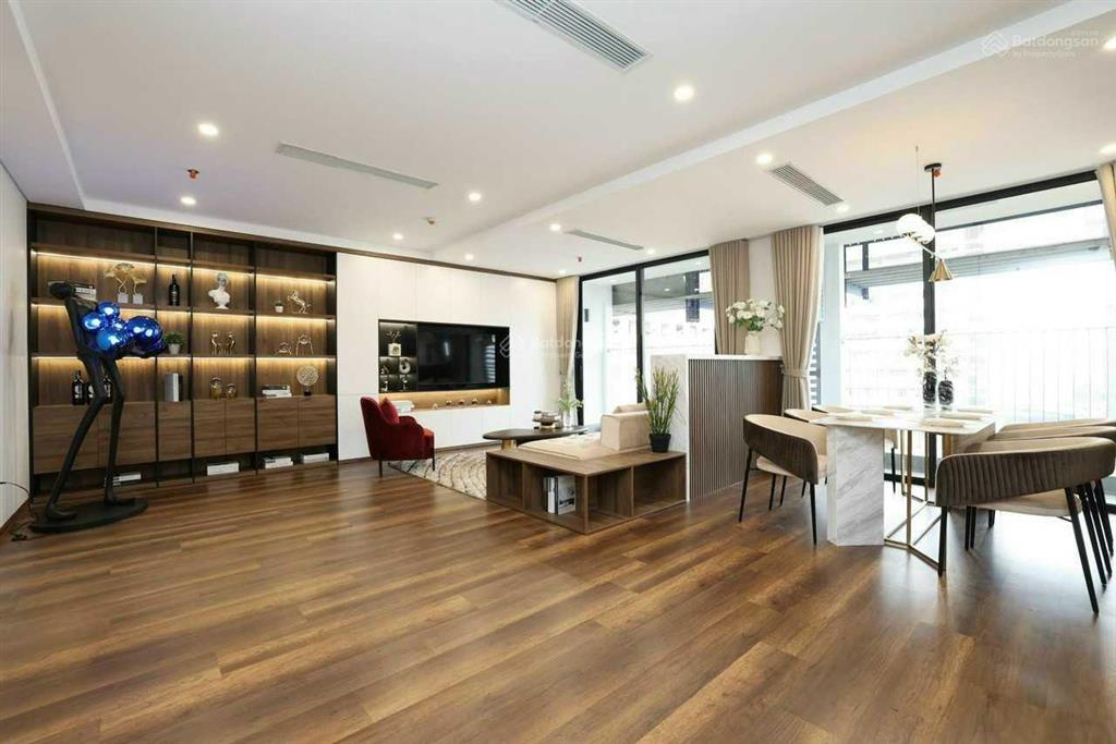 Tôi cần bán căn hộ tòa 17t5 trung hòa nhân chính dt 115m2, 3n 2wc giá 8.9 tỷ,  0965 066 ***