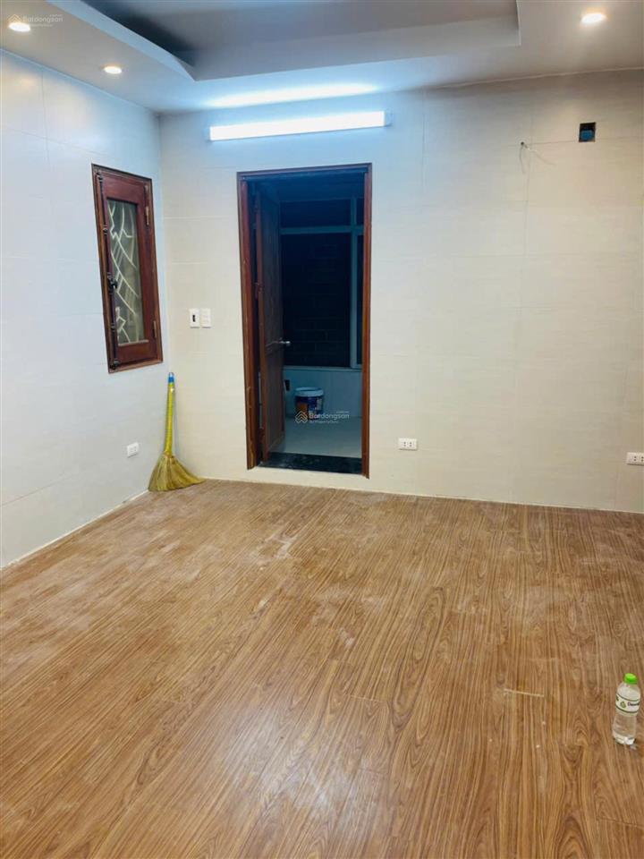 3. x tỷ! bán nhà tt cảm hội, hai bà trưng  50m2. sổ đỏ chính chủ.  0975 997 ***