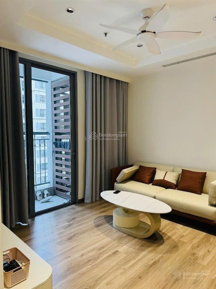 7.7 tỷ! bán căn hộ 2pn 80 m² tại berriver 390 nguyễn văn cừ, long biên.  0975 997 ***