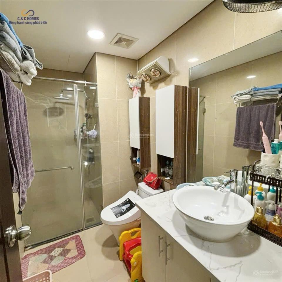 6.9 tỷ! chuyển nhượng căn hộ 2pn 72m2 tại hc golden 319 hồng tiến, q. long biên.  0975 997 ***