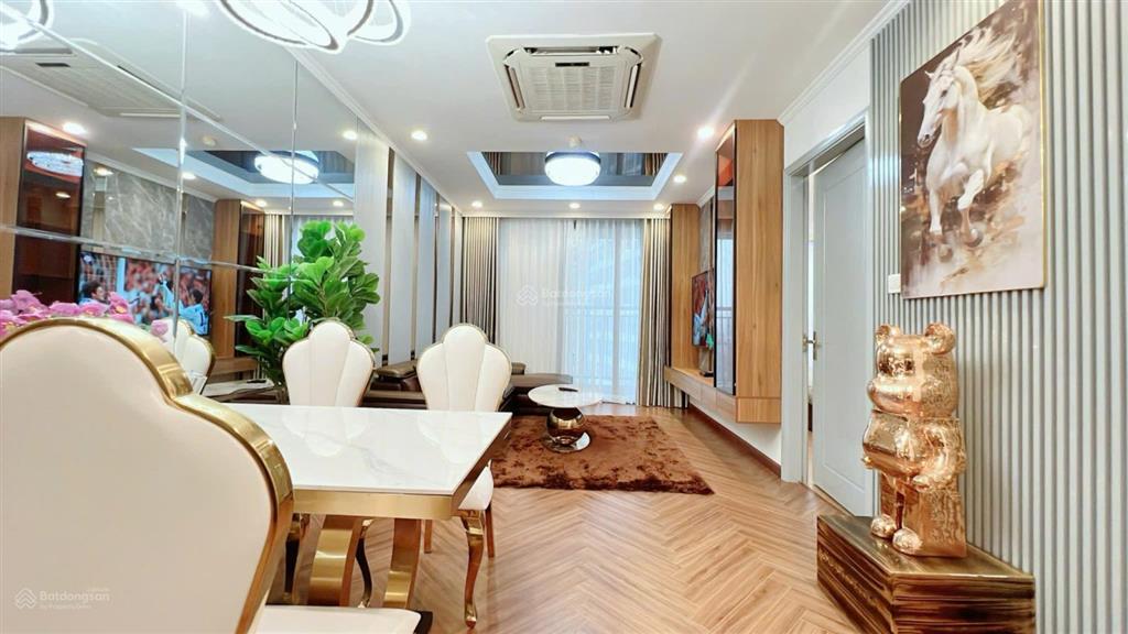Gía tốt! bán căn hộ 2pn 77m2 tại le grand jardin sài đồng. chỉ 6.x tỷ.  0975 997 ***