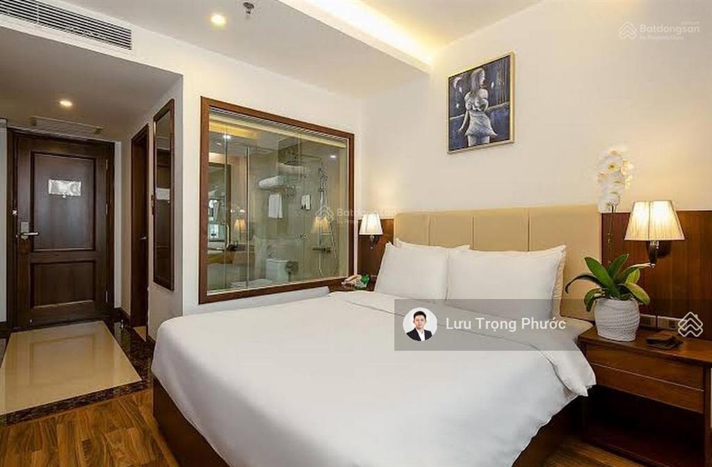 Cần bán khách sạn biển 4 sao vip trục phạm văn đồng, trung tâm du lịch sầm uất đà nẵng