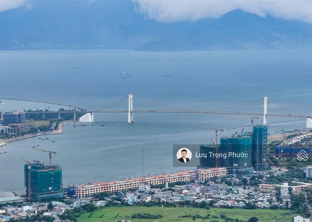 Cần bán đất vàng 3 mặt tiền đường bạch đằng, trực diện sông hàn, đà nẵng