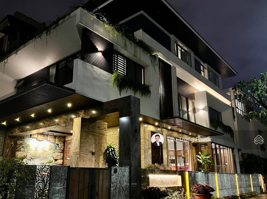 Bán biệt thự euro village 1, đường bằng lăng 3, diện tích 250m², đầy đủ nội thất cao cấp, giá tốt