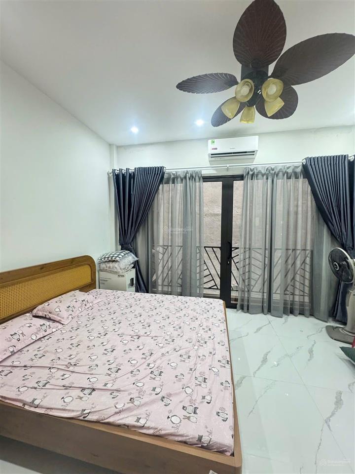 Bán nhà thổ quankhâm thiên,2 thoáng trước sau, ngõ nông, thông các ngả, mặt tiền rộng,35mx4t, 8 tỷ