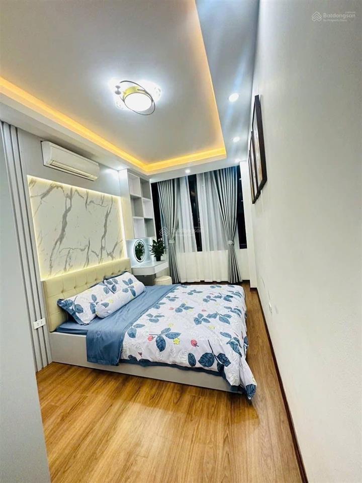 Hiếm phố tây sơn, cạnh đh công đoàn, 2 mặt thoáng, 1bước ra ô tô, gần phố, mới đẹp, 26m2x5t, ko qh
