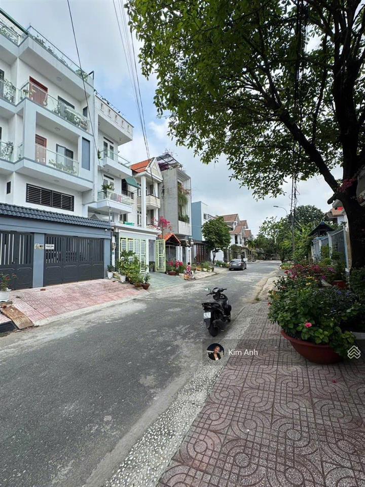 Siêu hiếm, hướng đông nam đường 25 khu bên sông, sát gigamall phạm văn đồng