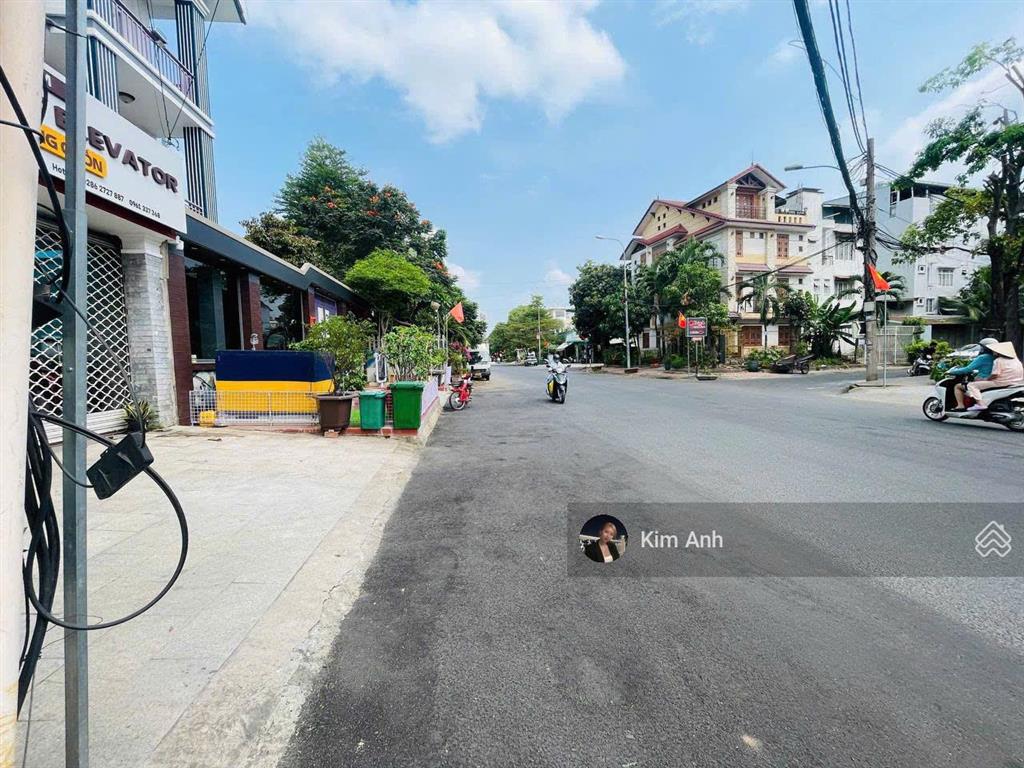 Sót lại 1 lô  đất mặt tiền kinh doanh đường 20m khu bên sông  xd 5 tầng  sát gigamall thủ đức