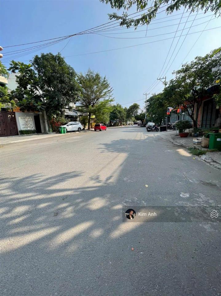 Quá hiếm nhỉnh 15 tỷ sở hữu lô đất biệt thự khu bên sông bề ngang khủng 9.5m vuông vức tờ a4.