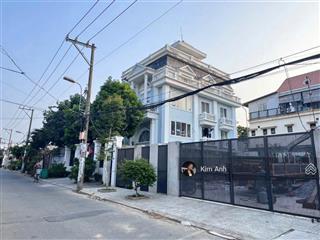 Bán đất biệt thự khu bên sông hiệp bình chánh  bề ngang 11m, ngay sau gigamall phạm văn đồng