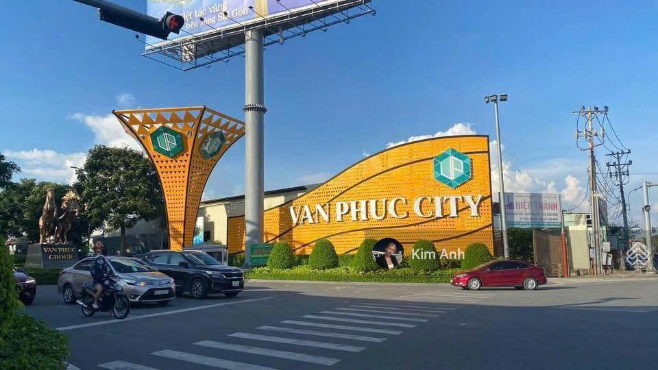 Siêu hiếm! đất khu văn phòng chính phủ, liền kề vạn phúc city (121m2) giá chỉ 10.x tỷ.