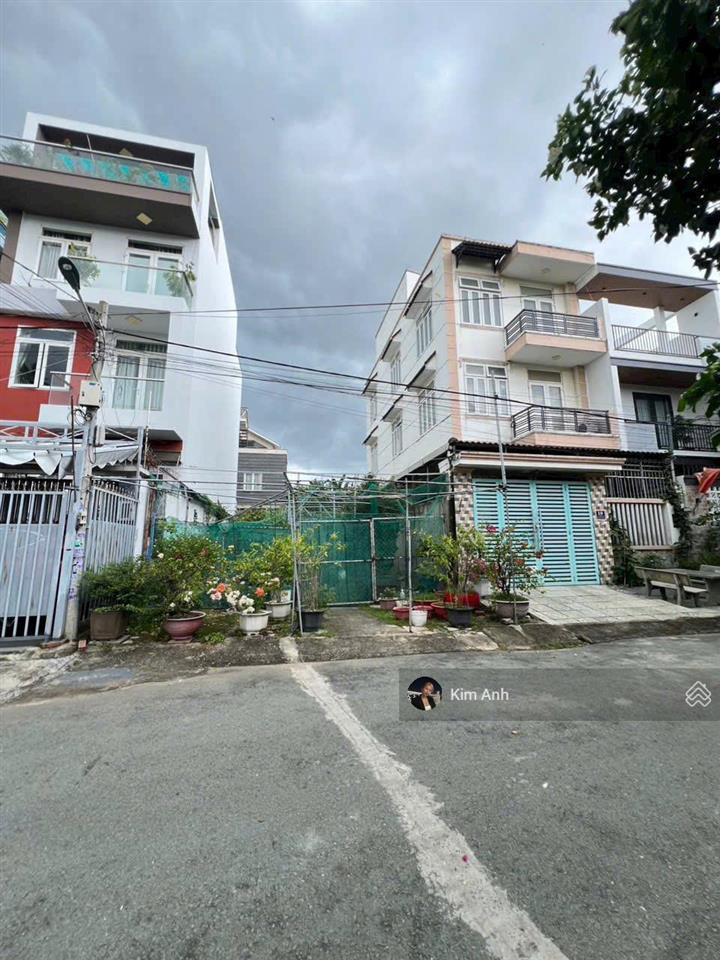 Siêu hiếm! đất khu văn phòng chính phủ, liền kề vạn phúc city (121m2) giá chỉ 10.x tỷ.